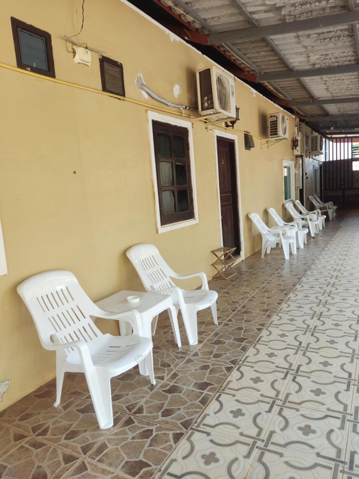 Erawan Guesthouse Pakse Bagian luar foto